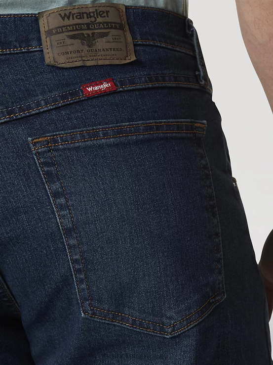 Denim oscuro Wrangler hombres mezclilla premium de cinco estrellas flexible para mayor comodidad jean de ajuste relajado ropa F8J4V83