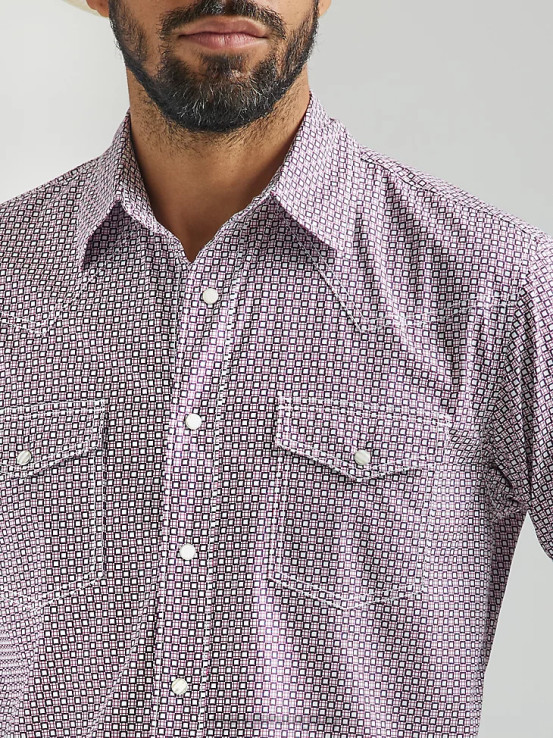 Rosa oscuro Wrangler hombres Camisa con estampado occidental de manga larga y comodidad avanzada 20x Competition ropa F8J4V483