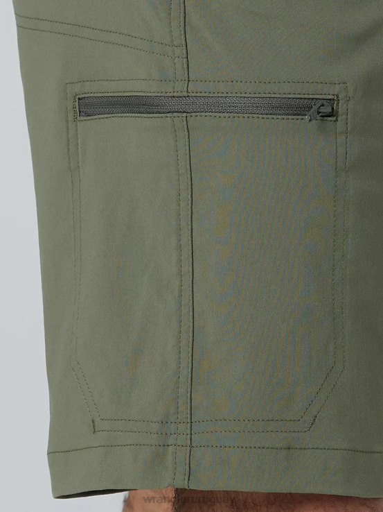 aceituna polvorienta Wrangler hombres pantalón corto utilitario de rendimiento para exteriores ropa F8J4V606