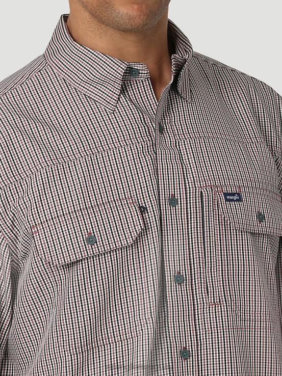 bebe azul Wrangler hombres Camisa con estampado de un bolsillo y botones de manga corta George Strait ropa F8J4V300