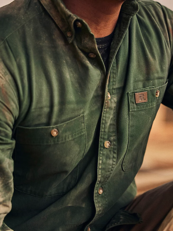 bosque verde Wrangler hombres Riggs Workwear camisa de trabajo de sarga sólida con botones y manga larga ropa F8J4V349