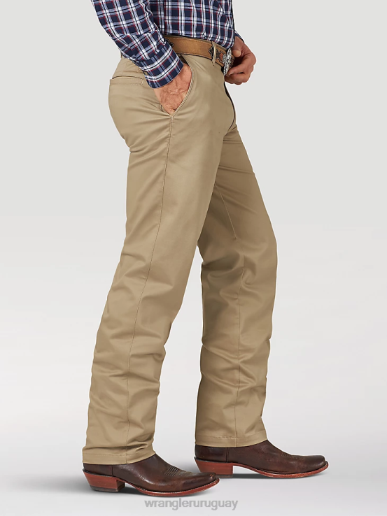 caqui Wrangler hombres pantalones casuales con frente plano y ajuste relajado ropa F8J4V259