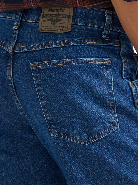 flexión oscura Wrangler hombres Vaqueros de ajuste cómodo serie Comfort Solutions ropa F8J4V109