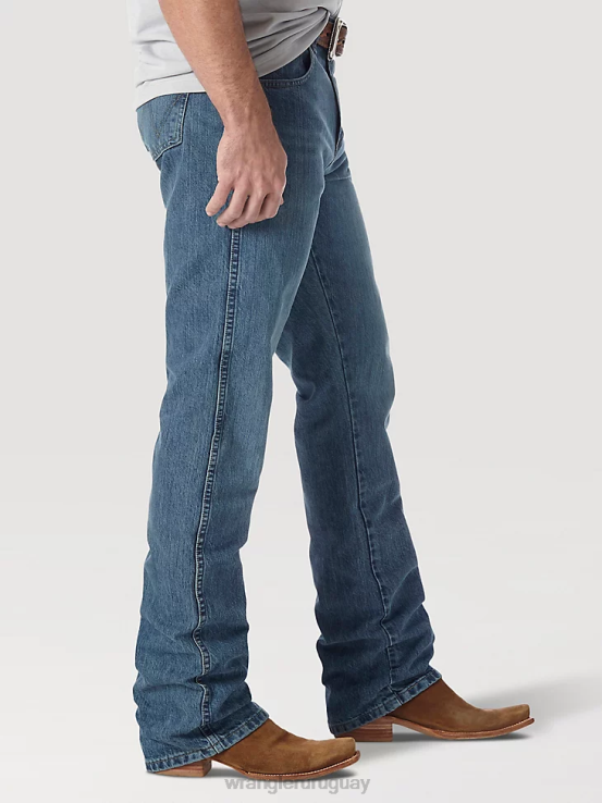 gastado Wrangler hombres jeans retro con corte tipo bota y corte slim ropa F8J4V9