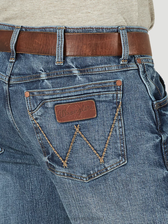 greley Wrangler hombres jeans retro con corte tipo bota y corte relajado ropa F8J4V39