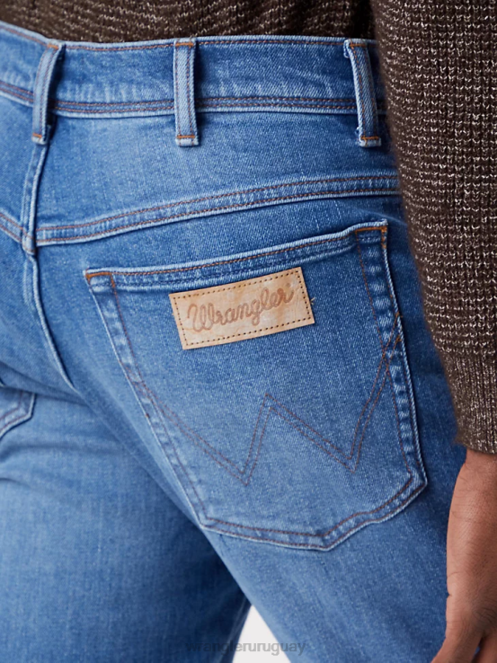 héroe vaquero Wrangler hombres vaqueros fronterizos patrimoniales ropa F8J4V64