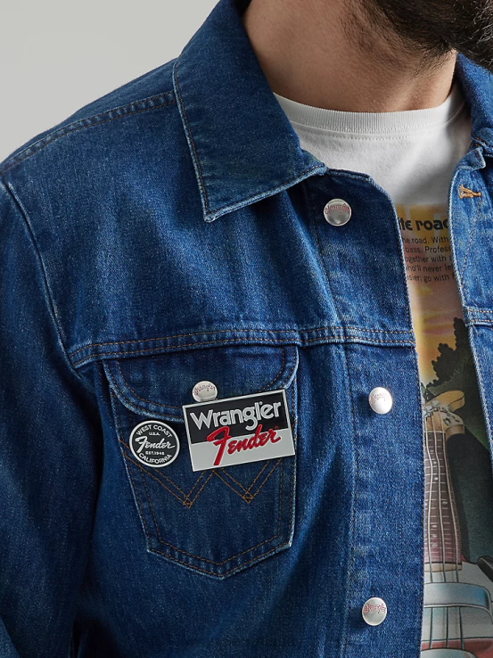 lavado oscuro Wrangler hombres chaqueta estilo camionero de mezclilla clásica ropa F8J4V611