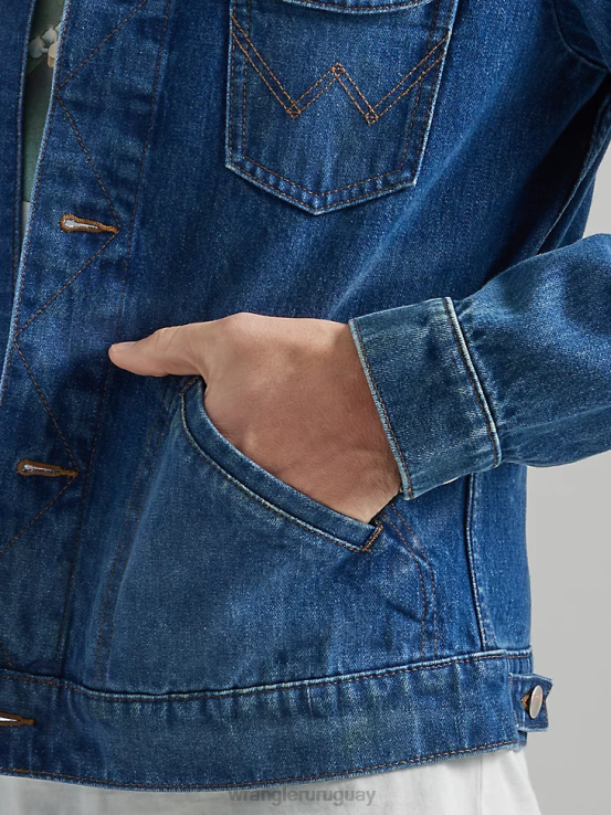 lavado oscuro Wrangler hombres chaqueta estilo camionero de mezclilla clásica ropa F8J4V611
