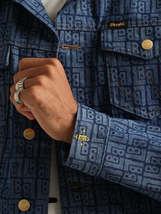 lavado oscuro Wrangler hombres chaqueta estilo camionero de mezclilla clásica ropa F8J4V611