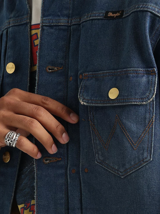 lavado oscuro Wrangler hombres chaqueta estilo camionero de mezclilla clásica ropa F8J4V611