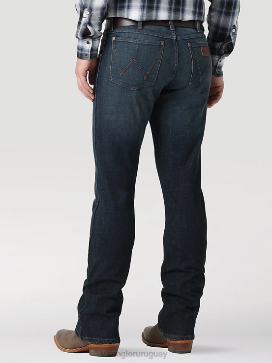 madera Wrangler hombres jeans retro con corte tipo bota y corte slim ropa F8J4V10