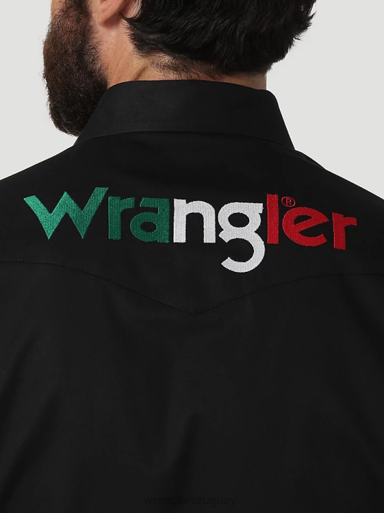 negro Wrangler hombres camisa lisa de manga larga con botones y logo ropa F8J4V396