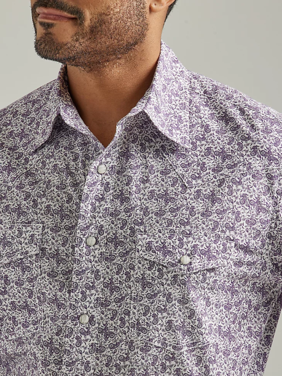 paisley de uva morada Wrangler hombres Camisa con estampado occidental de manga larga y comodidad avanzada 20x Competition ropa F8J4V487
