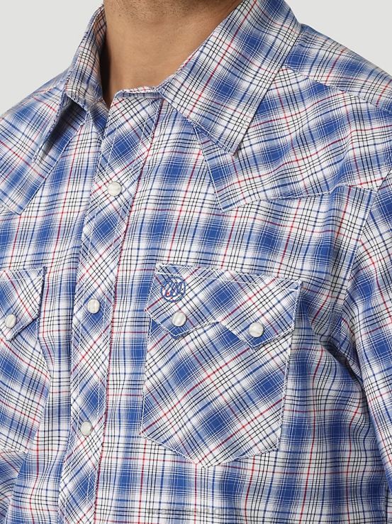 picnic azul marino Wrangler hombres camisa retro a cuadros de bolsillo con solapa de diente de sierra y broche occidental de manga corta ropa F8J4V431