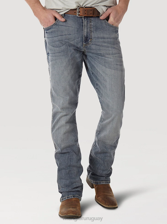 greley Wrangler hombres jeans retro con corte tipo bota y corte slim ropa F8J4V5