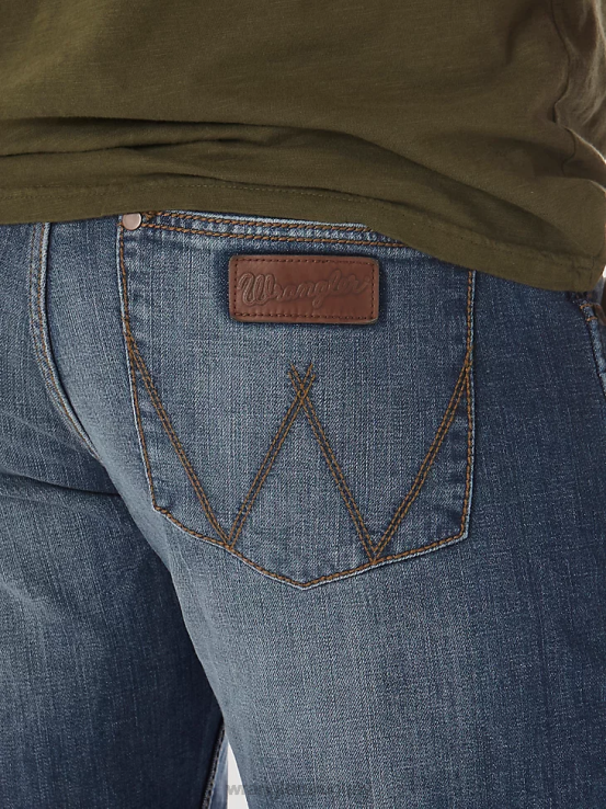 álamo de Virginia Wrangler hombres jeans retro ajustados con pernera recta ropa F8J4V34